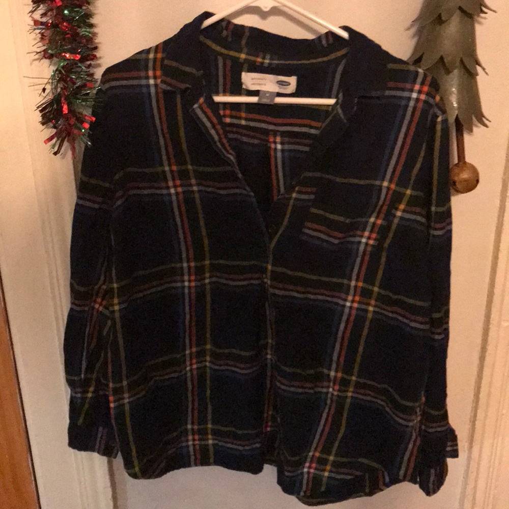 Old Navy Plaid Maternity long sleeve shirt